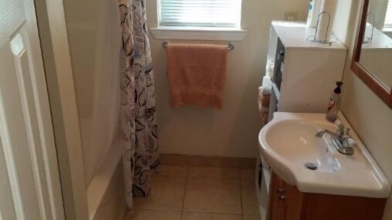 Photo of Bathroom in Mid-City