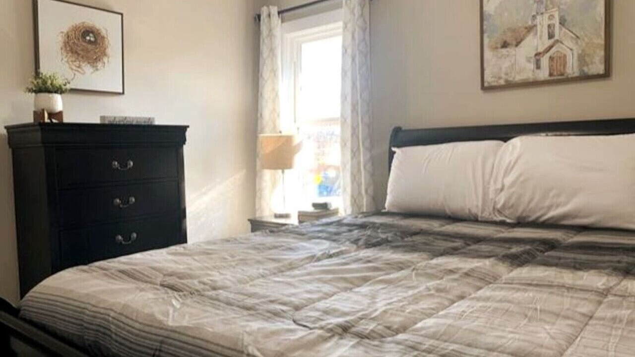 Photo of Bedroom in Cincinnati