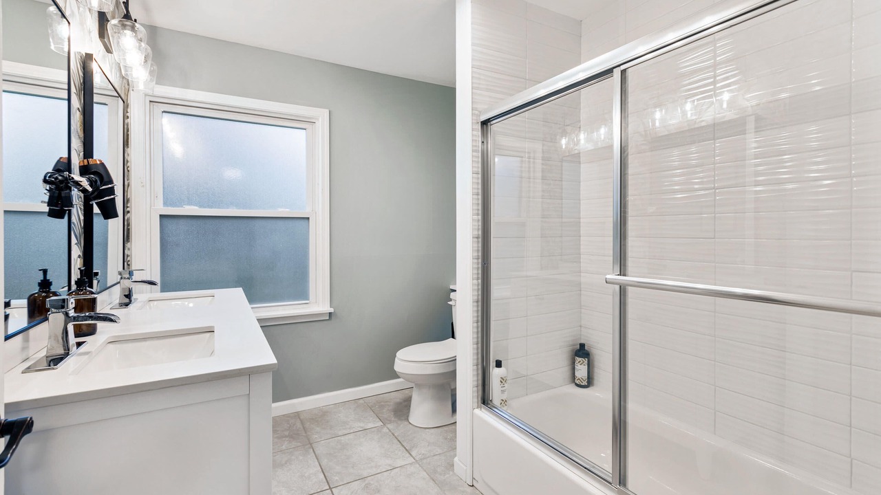 Photo of Bathroom in Livonia