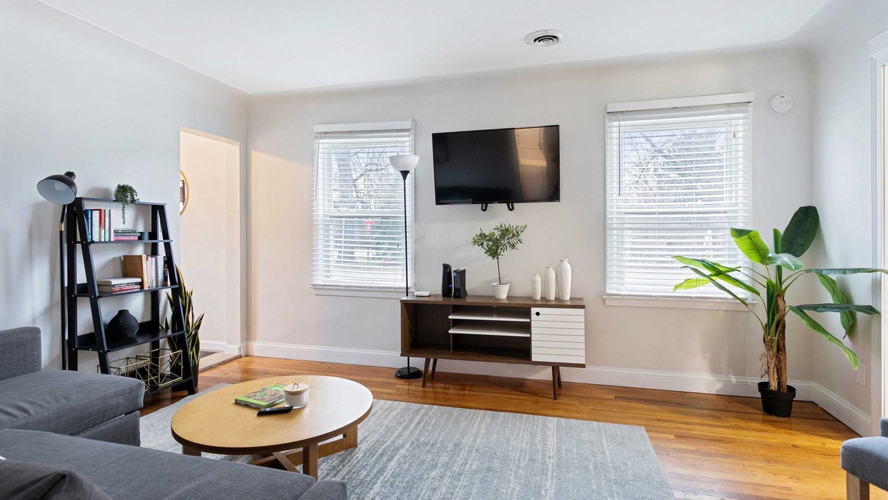 Photo of Livingroom in Livonia