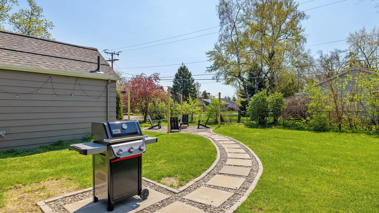 Photo of Outdoor in Livonia