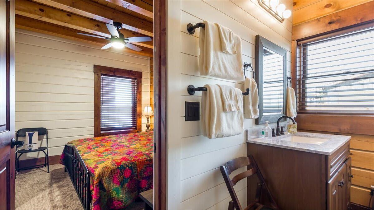 Photo of Bedroom in Leigh Creek Estates