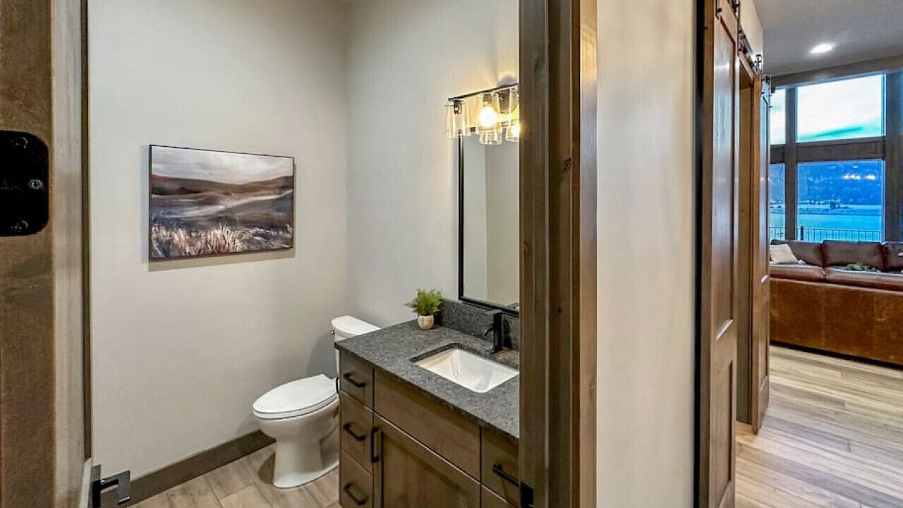 Photo of Bathroom in Donnelly