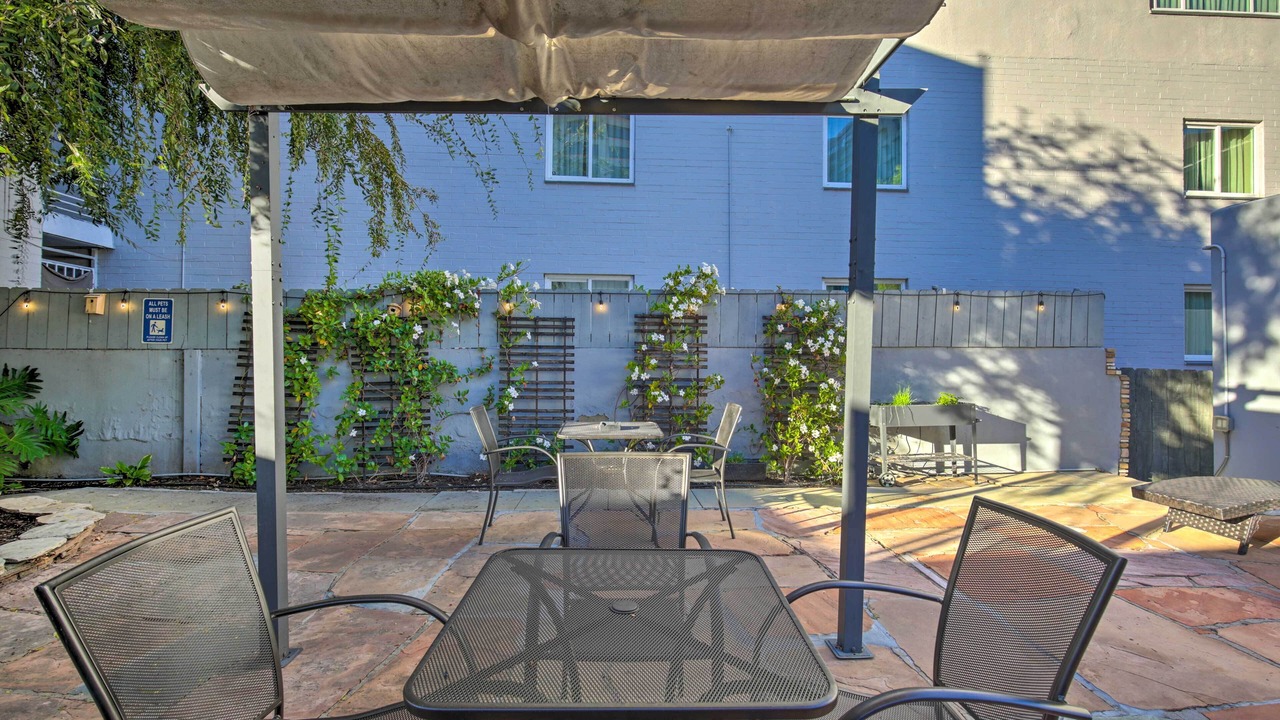 Photo of Outdoor in Cortez Hill