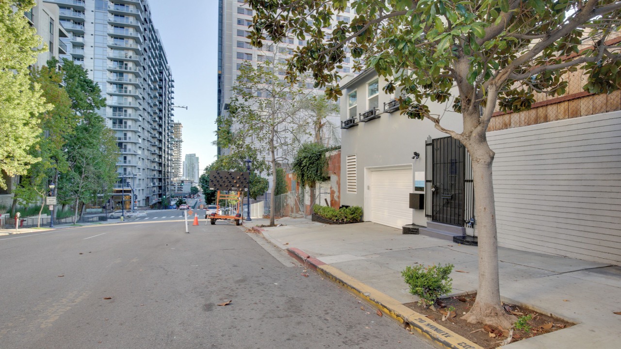 Photo of Outdoor in Cortez Hill