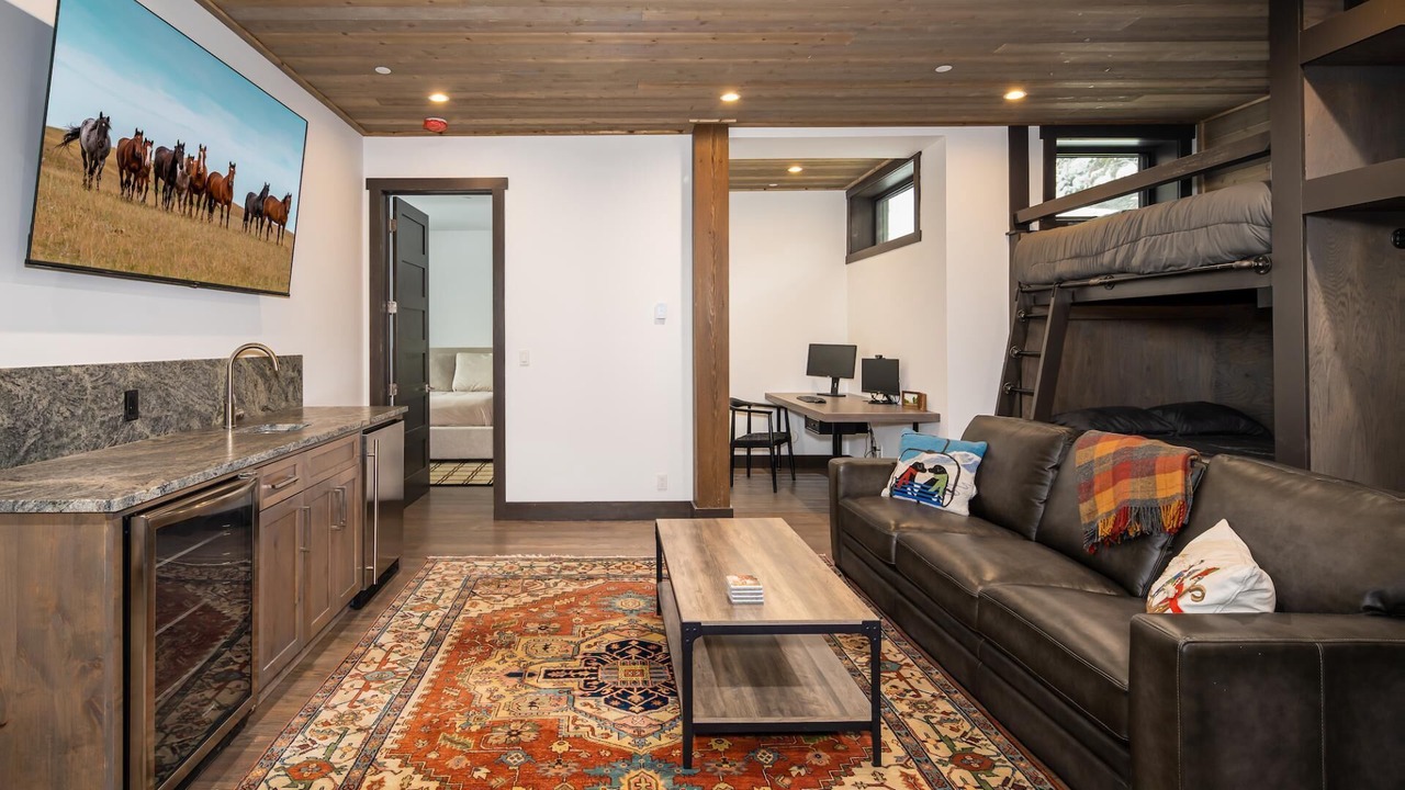 Photo of Livingroom in Spanish Peaks