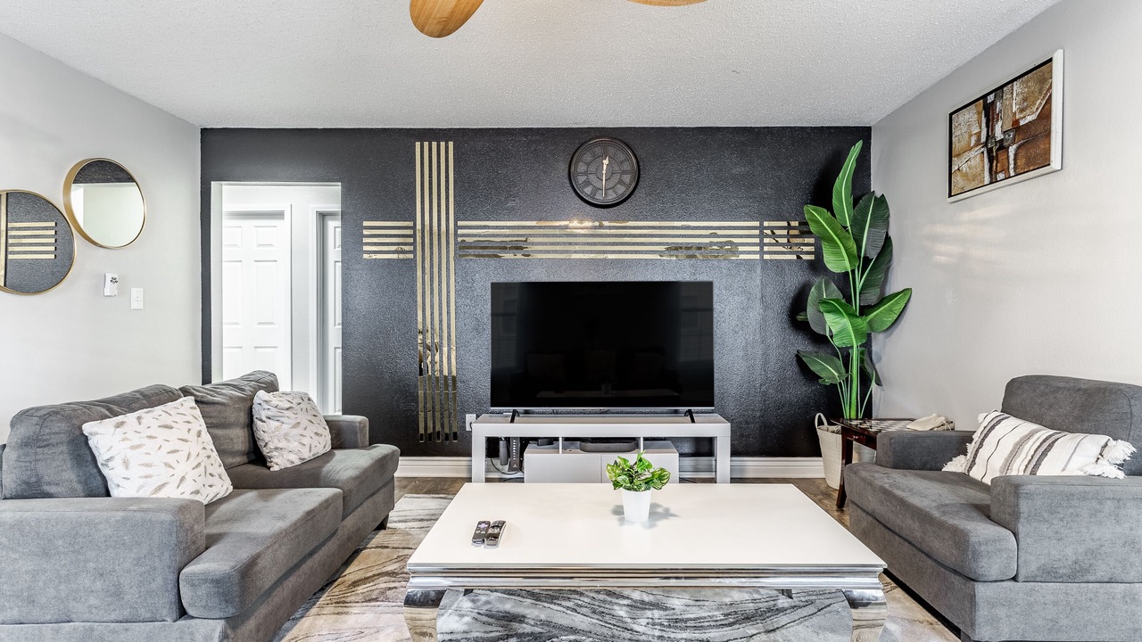 Photo of Livingroom in West Newton