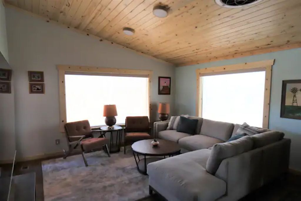 Photo of Livingroom in Torrey