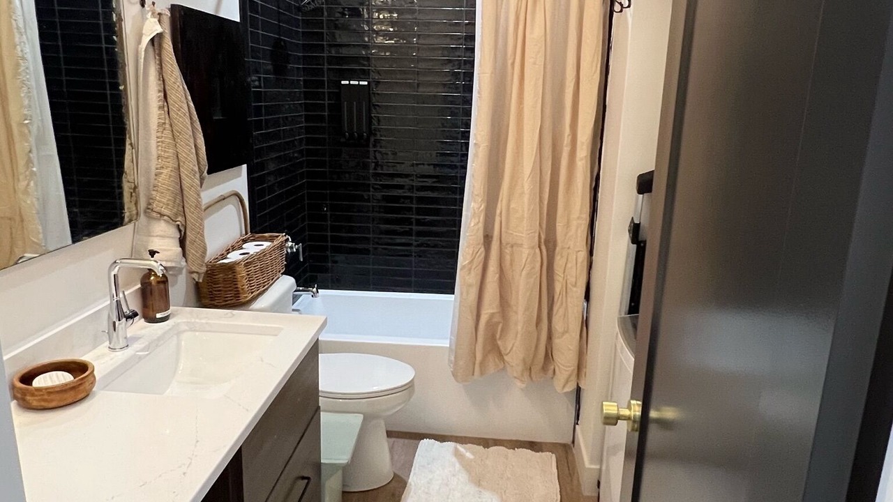 Photo of Bathroom in Beaver