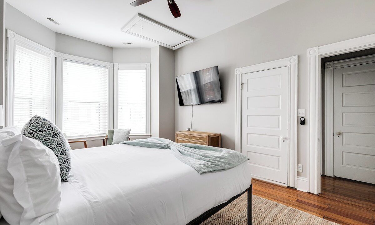 Photo of Bedroom in Fan District