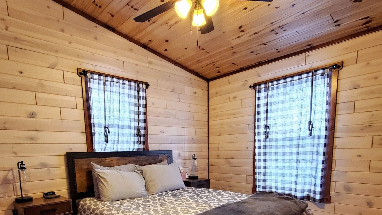 Photo of Bedroom in Seeley Lake
