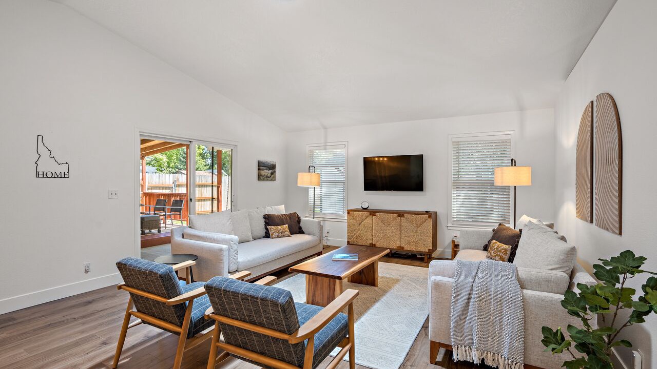Photo of Livingroom in Star
