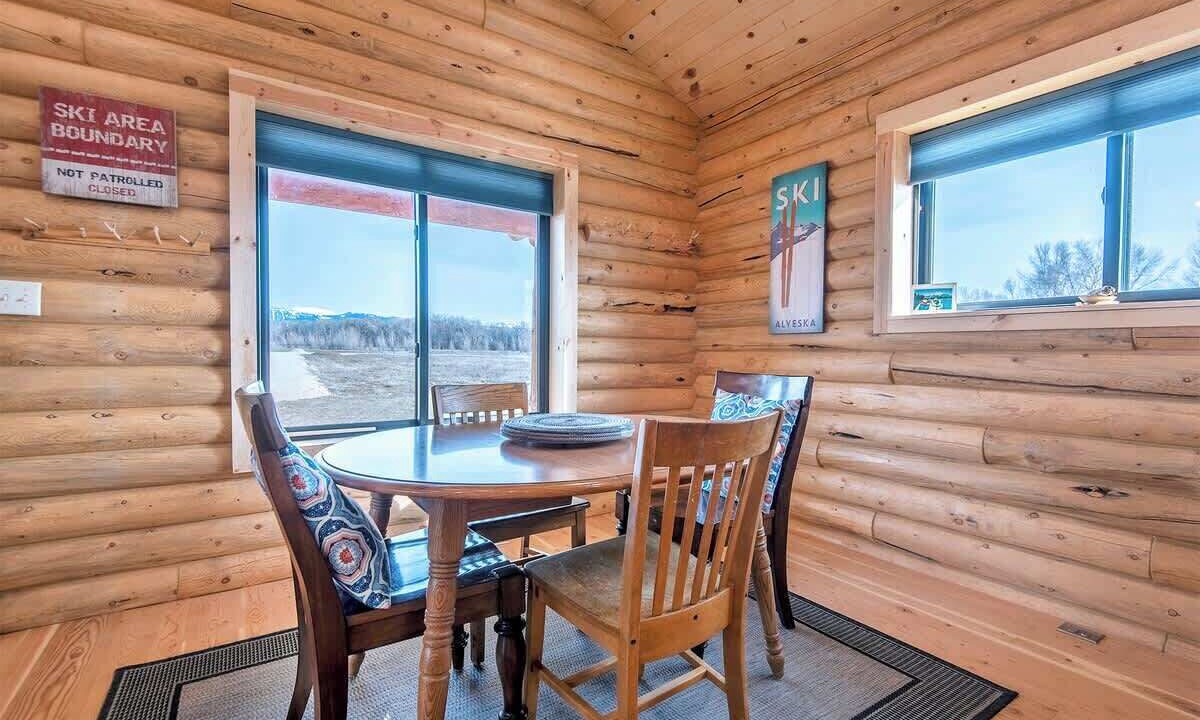 Photo of Bedroom in Tetonia
