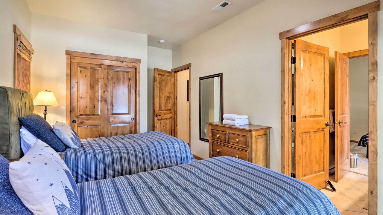 Photo of Bedroom in Tamarack Resort