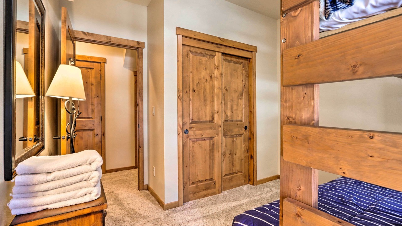 Photo of Bedroom in Tamarack Resort