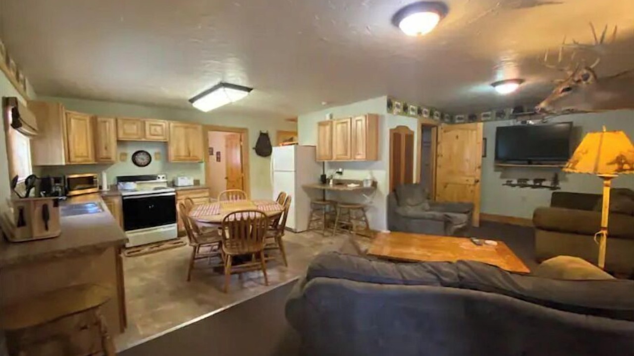 Photo of Livingroom in Cooke City-Silver Gate