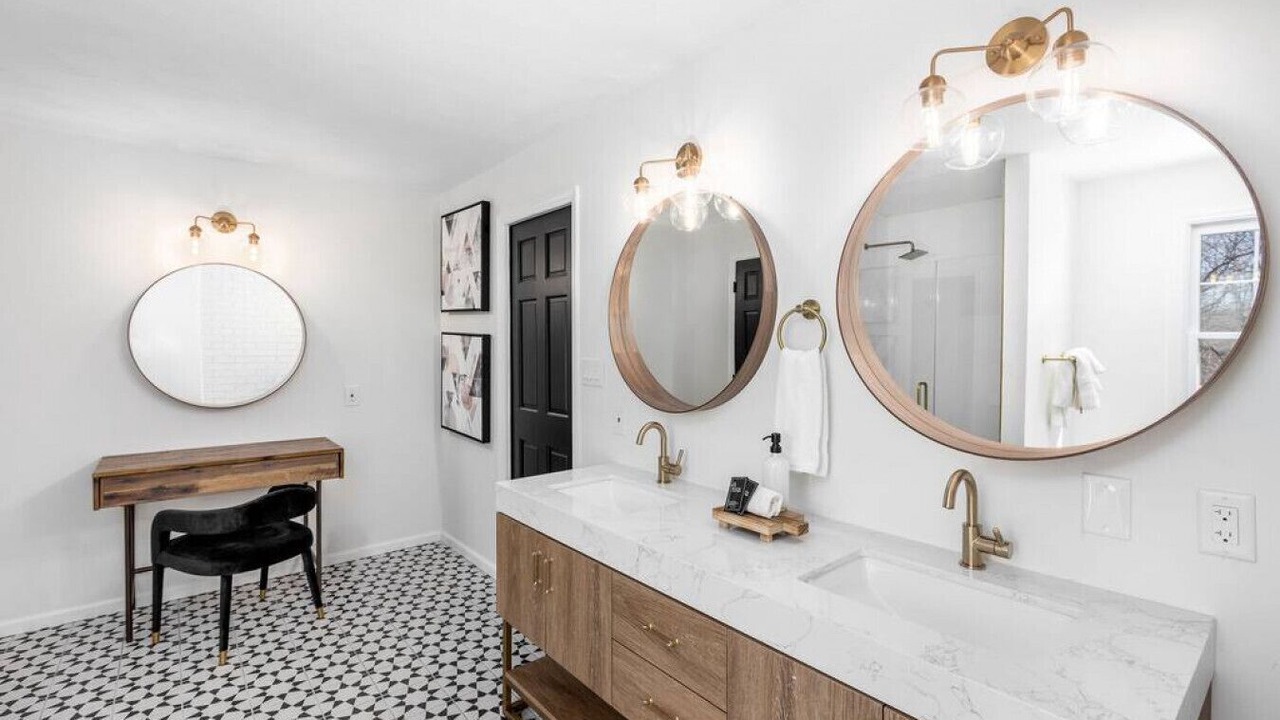 Photo of Bathroom in Logan