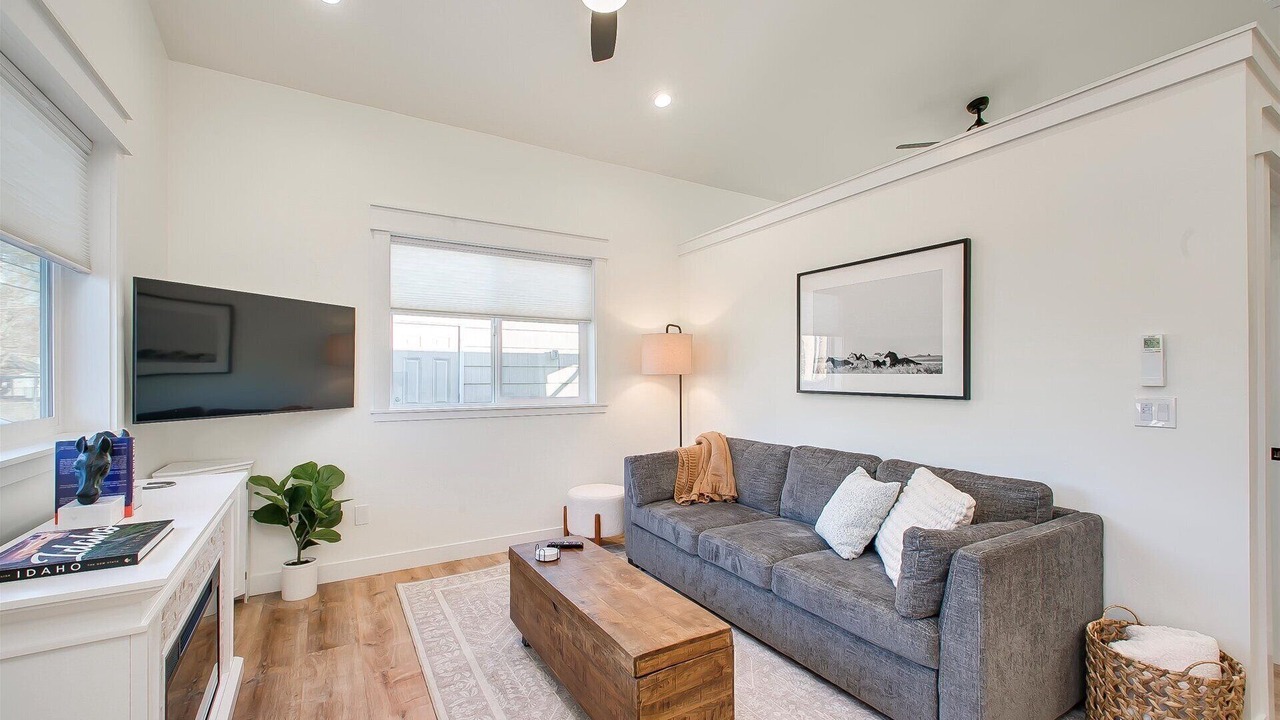 Photo of Livingroom in Southeast Boise