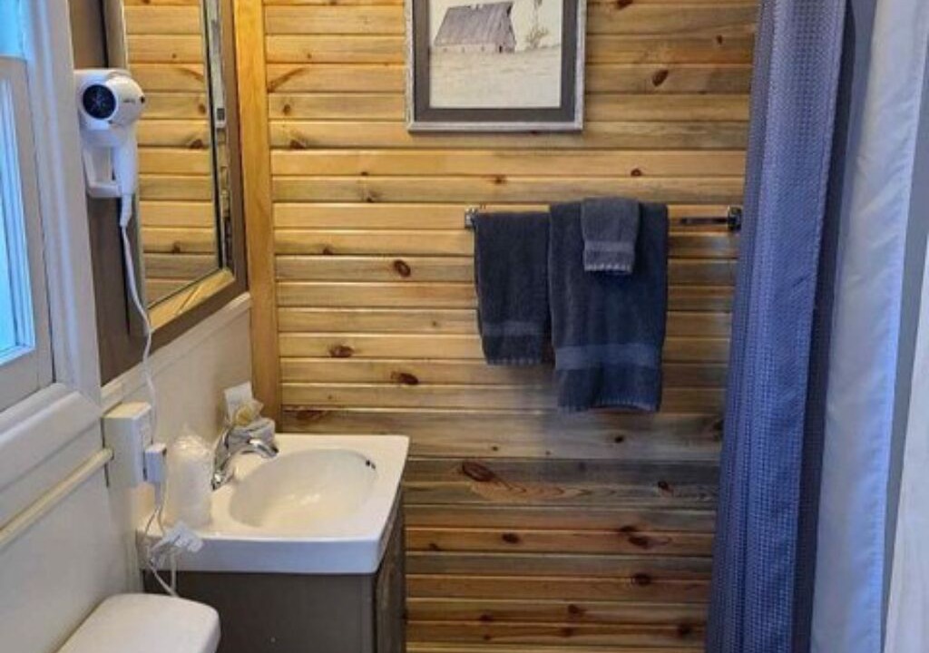 Photo of Bathroom in Helena