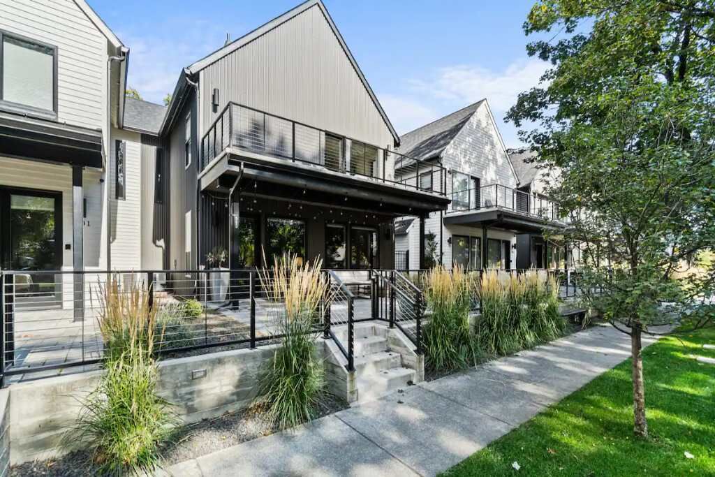 Photo of Outdoor in Garden District