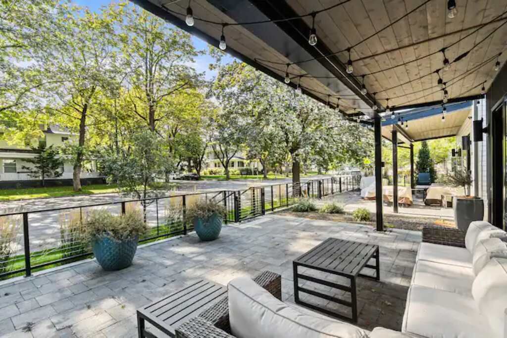 Photo of Patio Balcony in Garden District