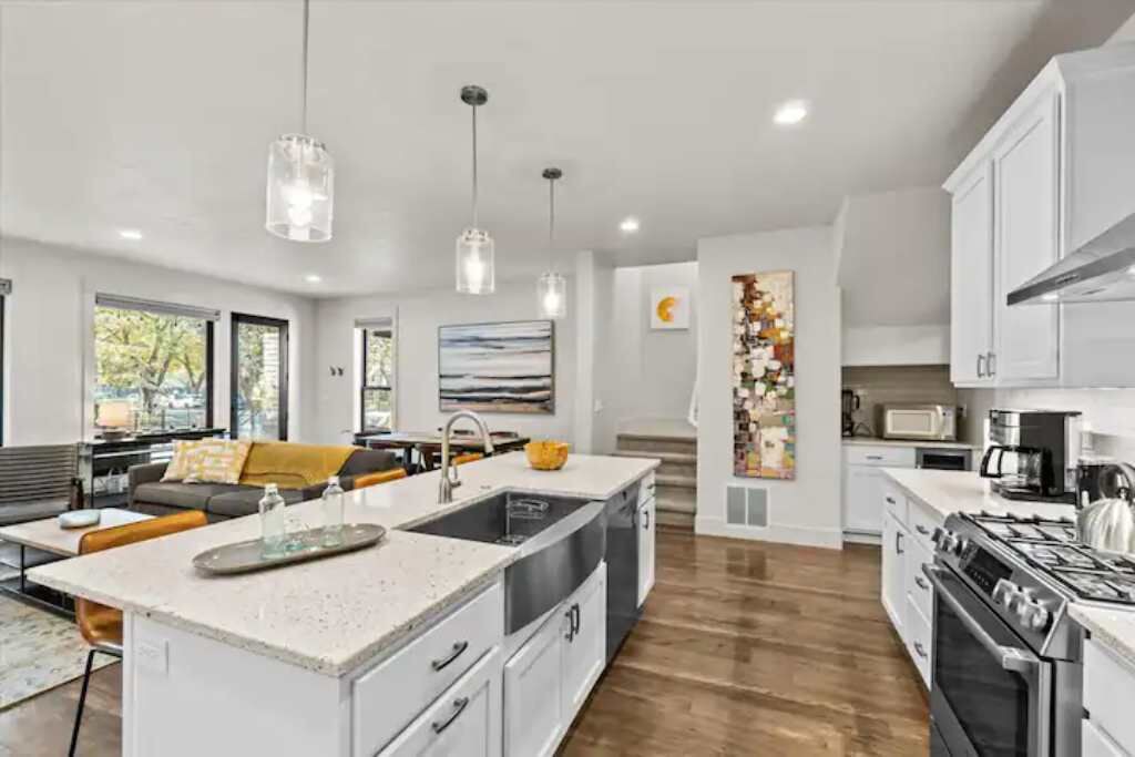 Photo of Kitchen in Garden District