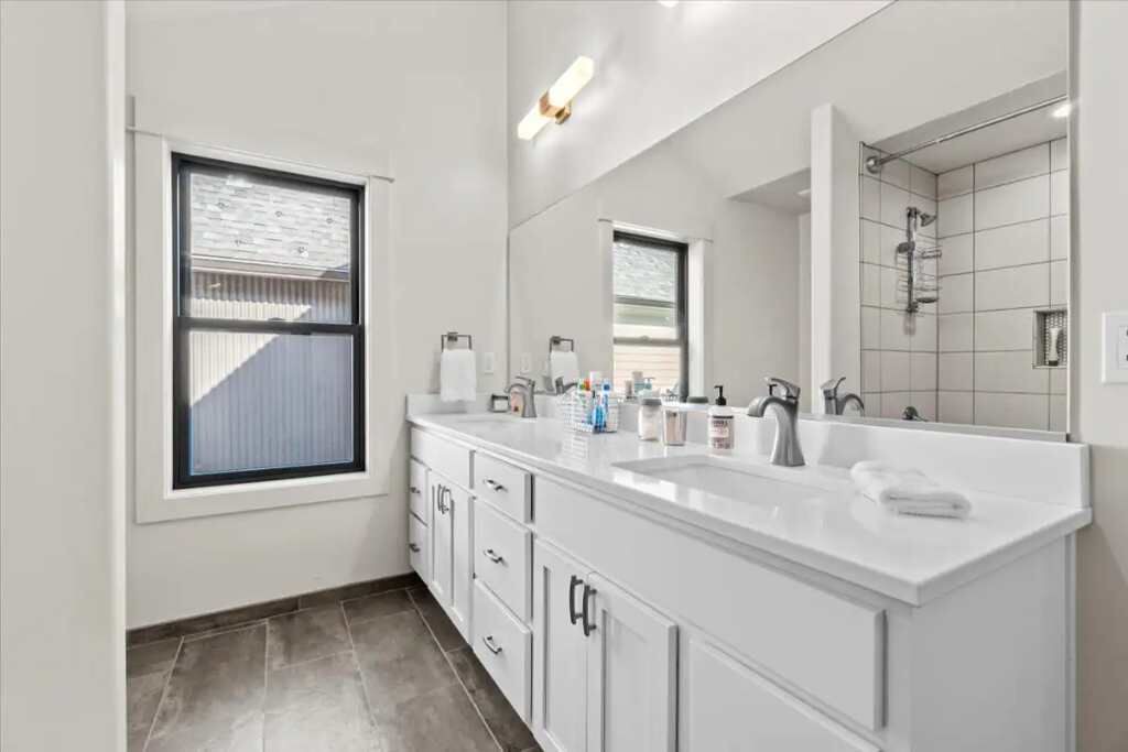 Photo of Bathroom in Garden District