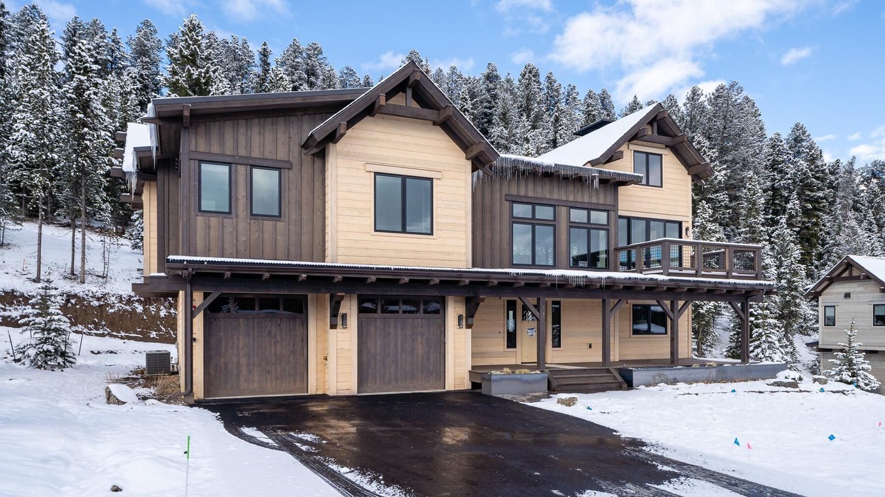 Photo of Outdoor in Spanish Peaks