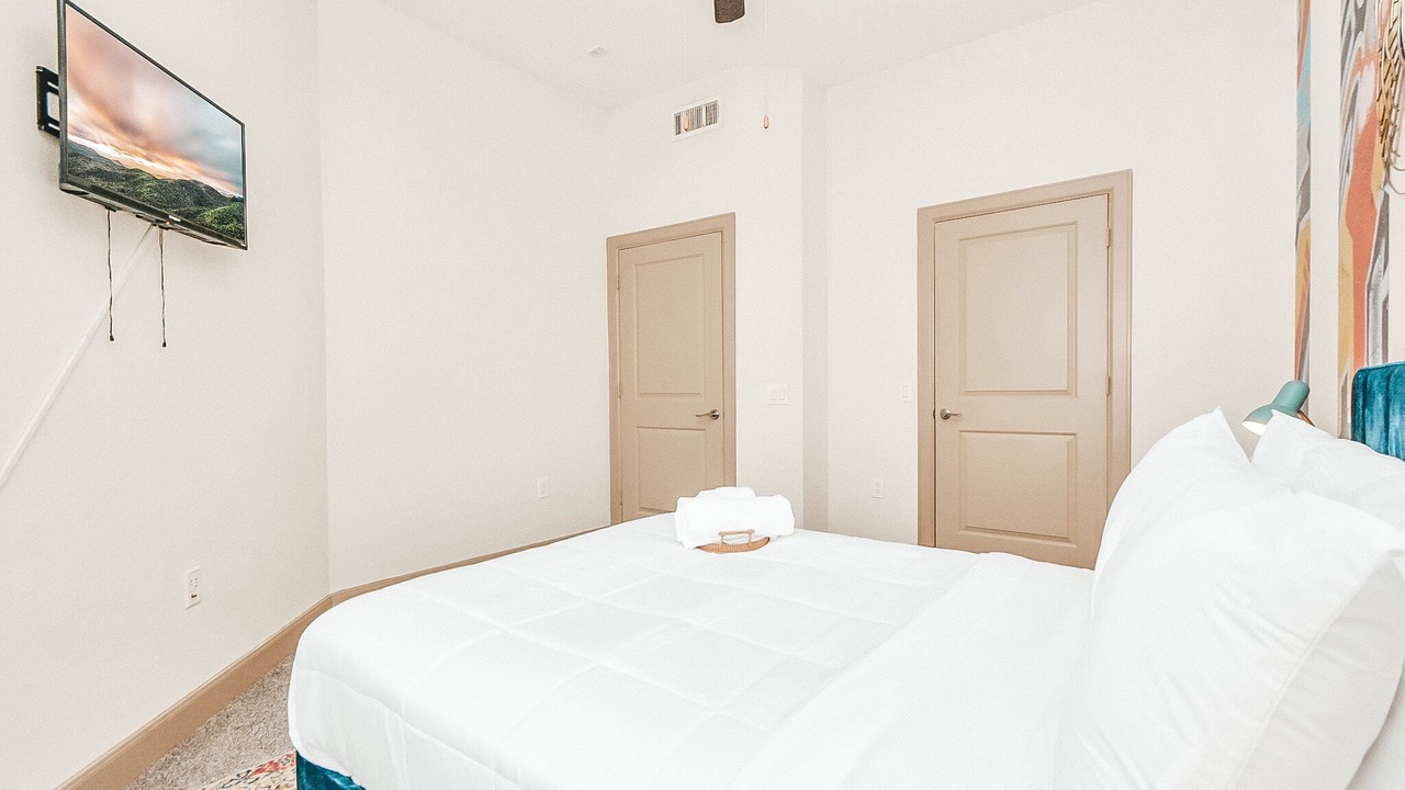 Photo of Bedroom in Astrodome