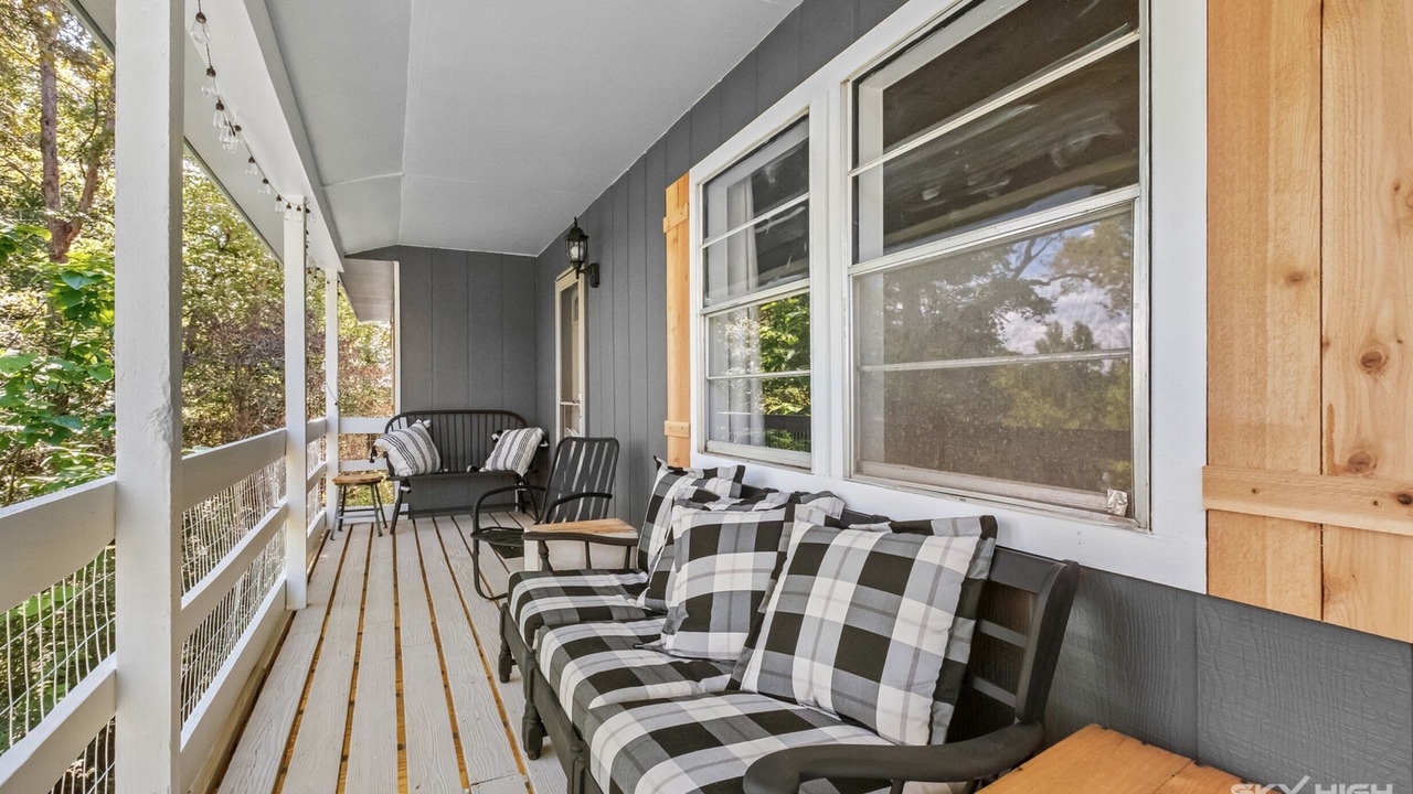 Photo of Patio Balcony in Marble Falls