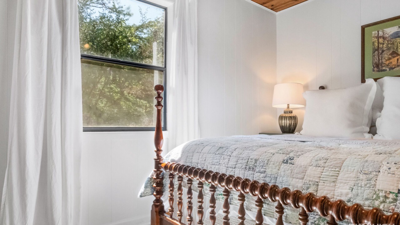 Photo of Bedroom in Marble Falls