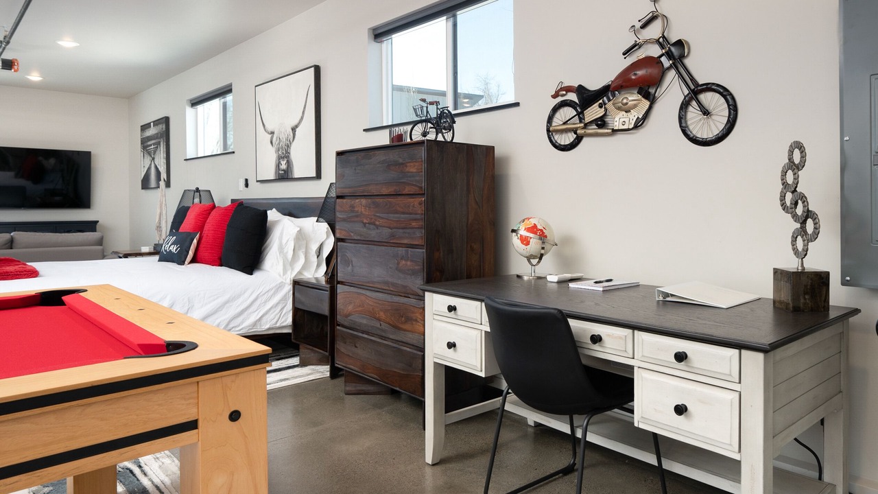 Photo of Bedroom in Four Corners