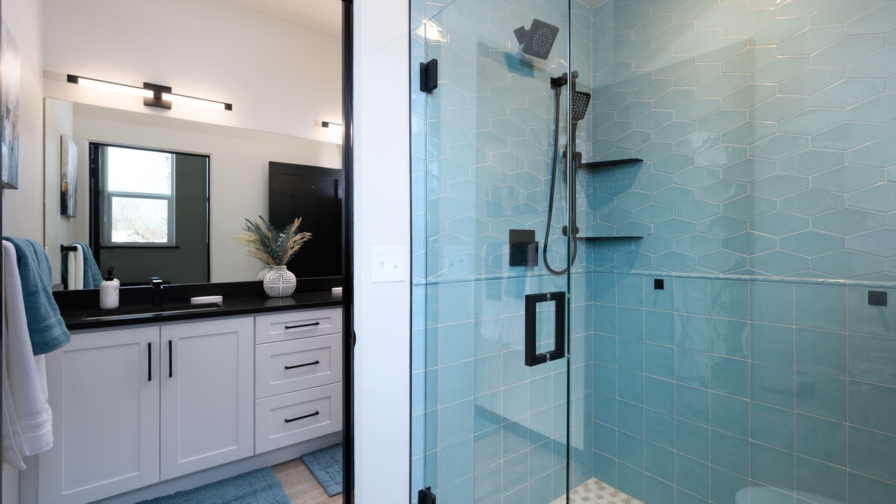 Photo of Bathroom in Four Corners