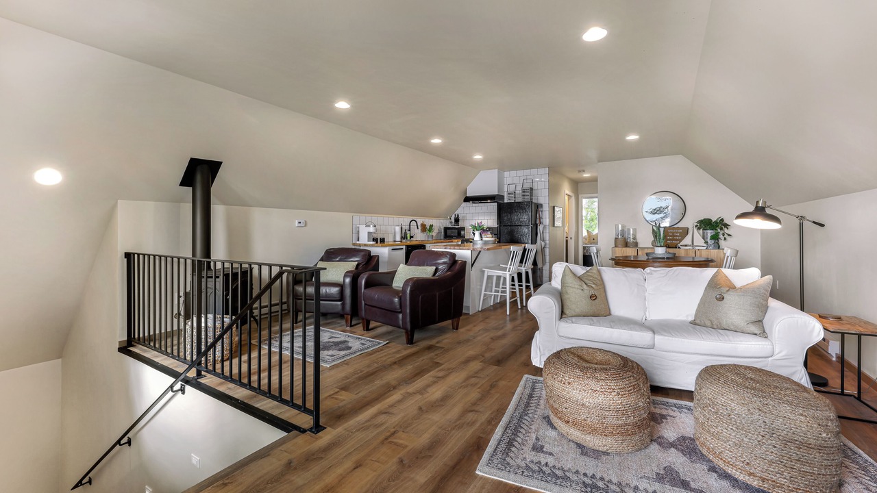 Photo of Livingroom in Bow