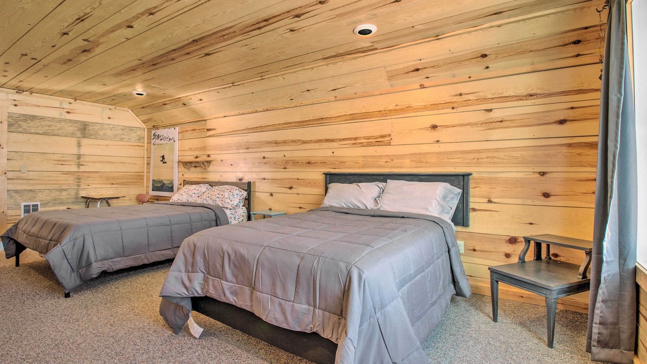 Photo of Bedroom in White Sulphur Springs