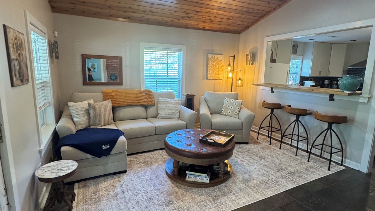 Photo of Livingroom in Waxhaw