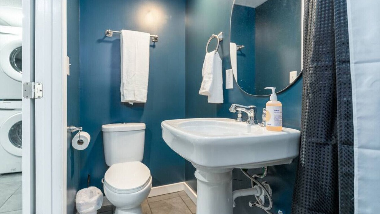 Photo of Bathroom in Meridian-Kessler
