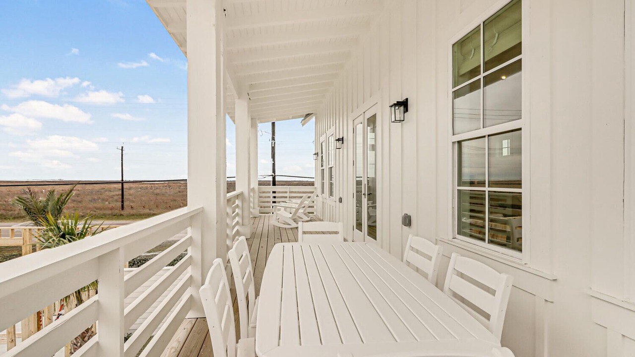 Photo of Patio Balcony in Cinnamon Shore