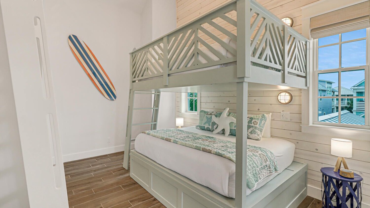 Photo of Bedroom in Cinnamon Shore