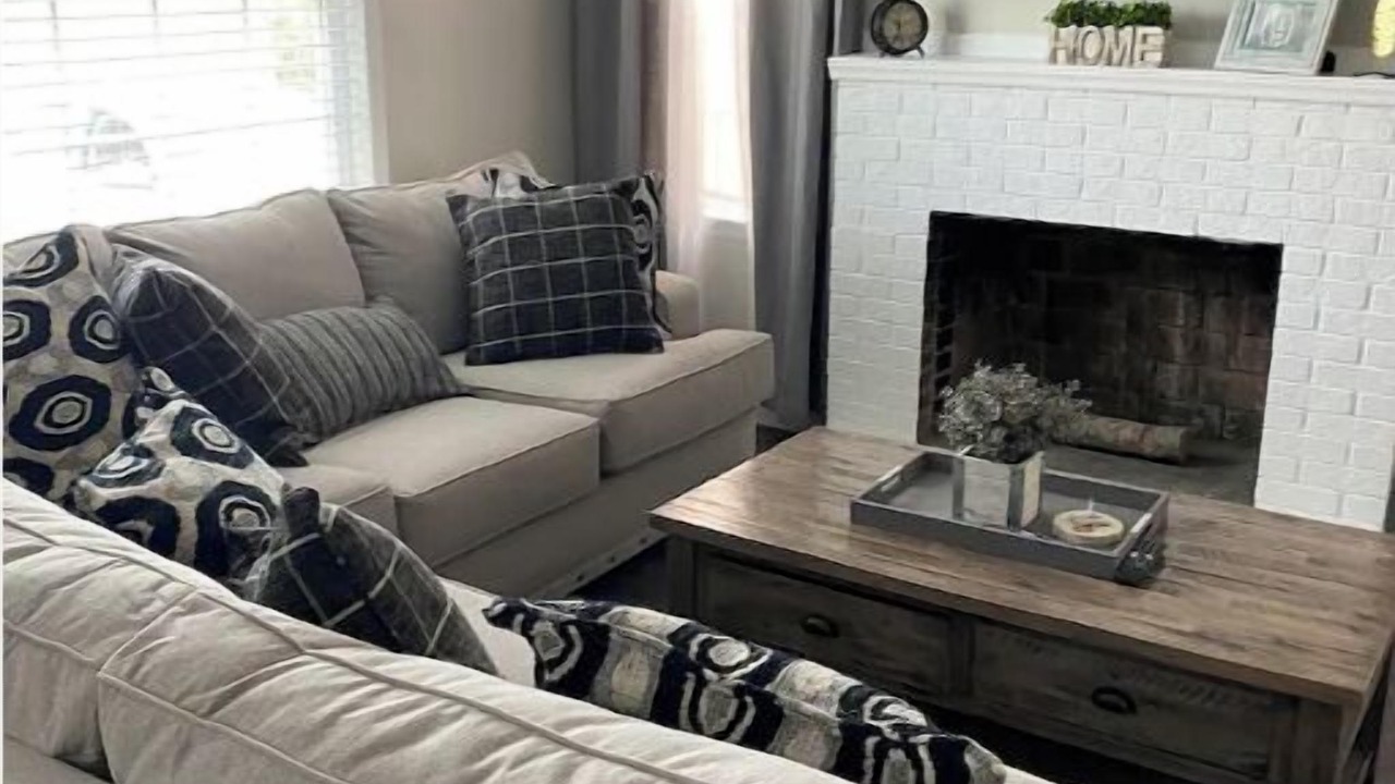Photo of Livingroom in Jacksonville