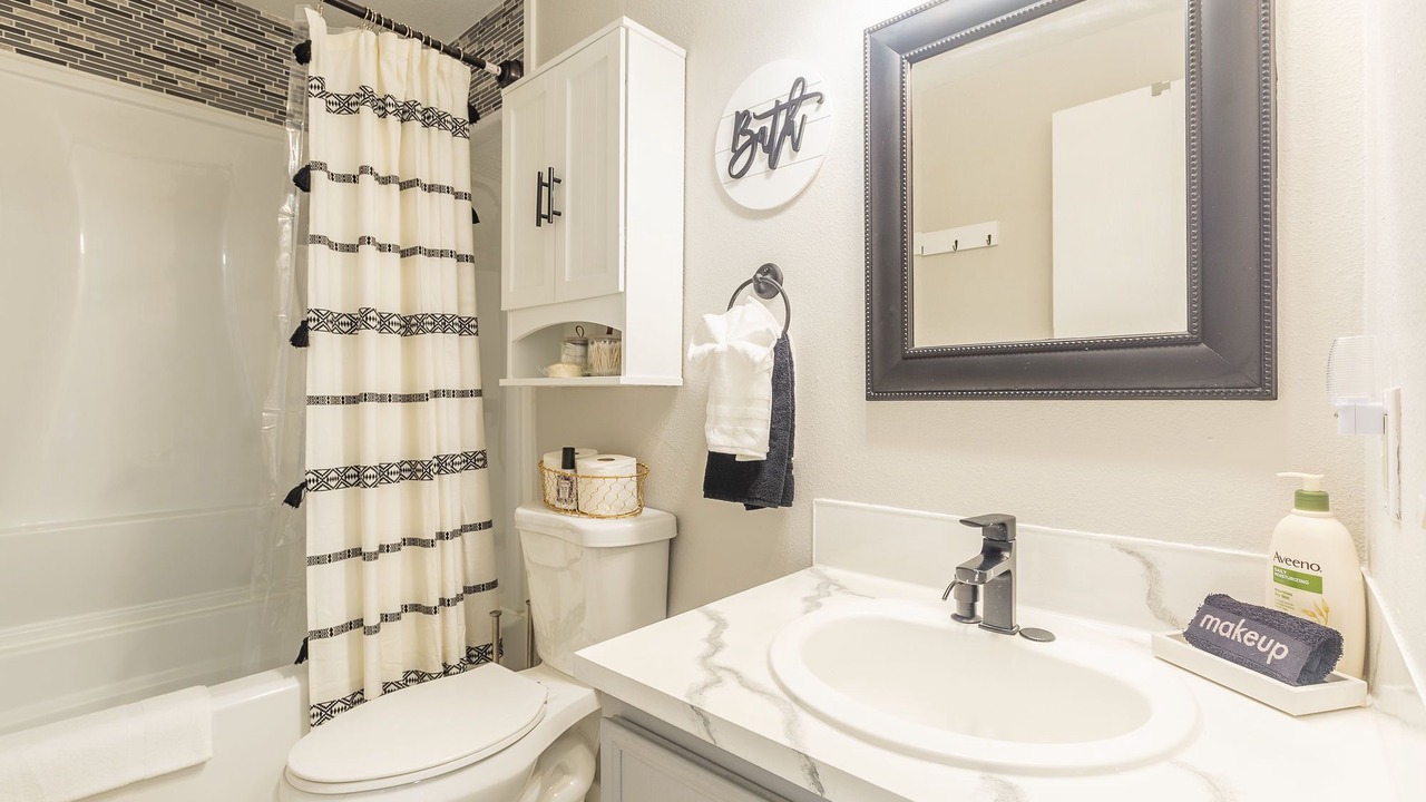 Photo of Bathroom in Eagle