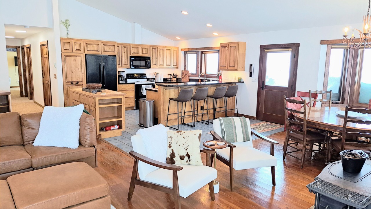 Photo of Livingroom in Red Top Meadows