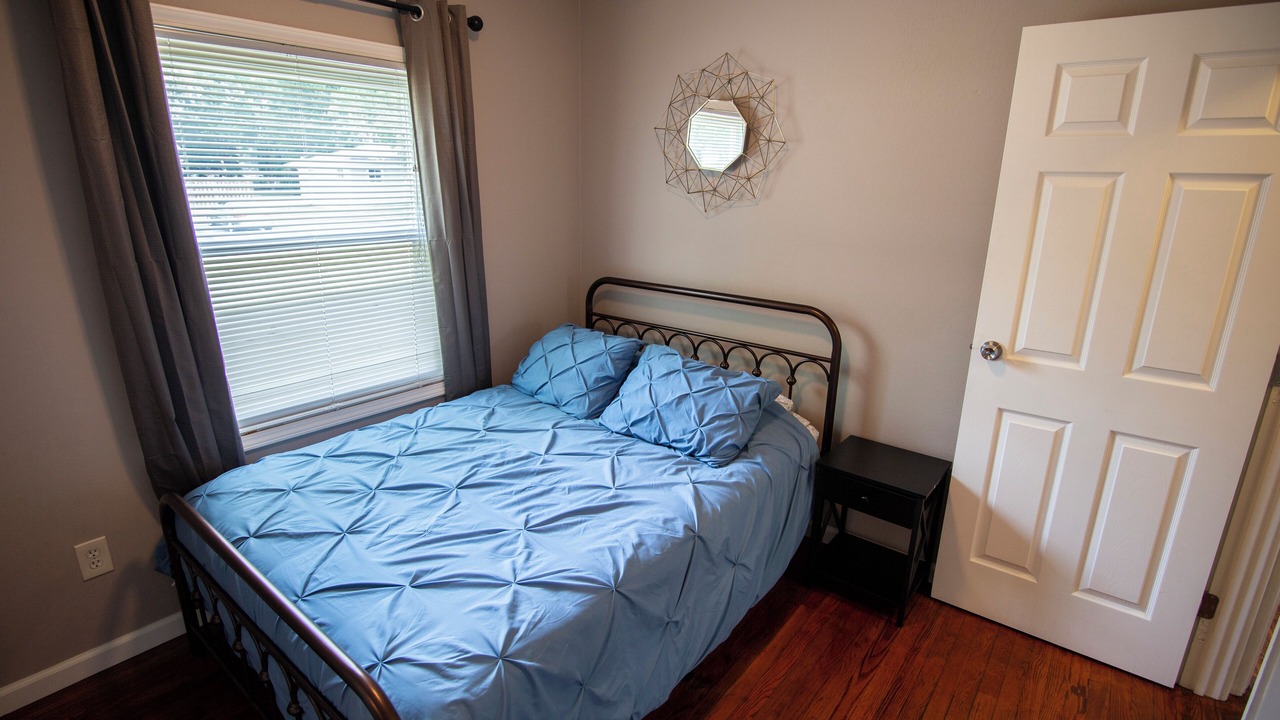 Photo of Bedroom in Warren