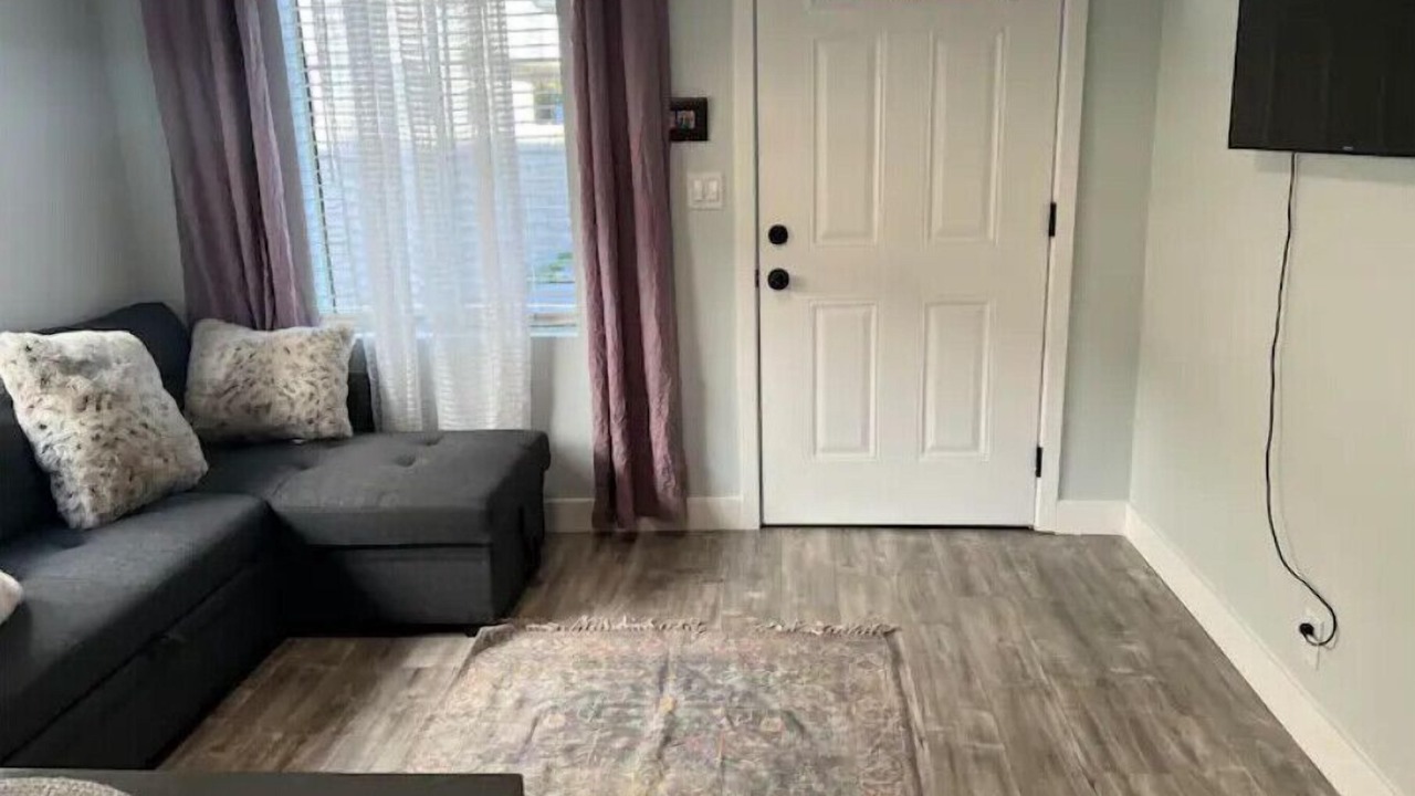 Photo of Livingroom in Downtown