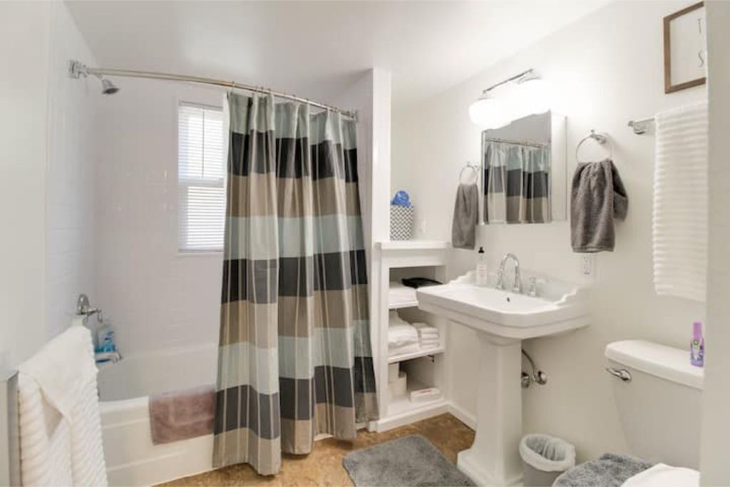 Photo of Bathroom in North End