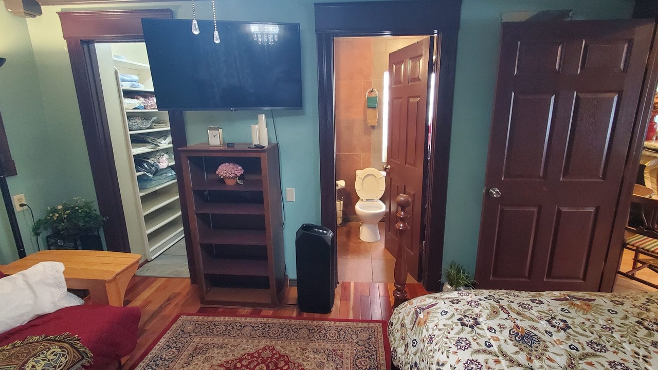 Photo of Bedroom in Holy Cross