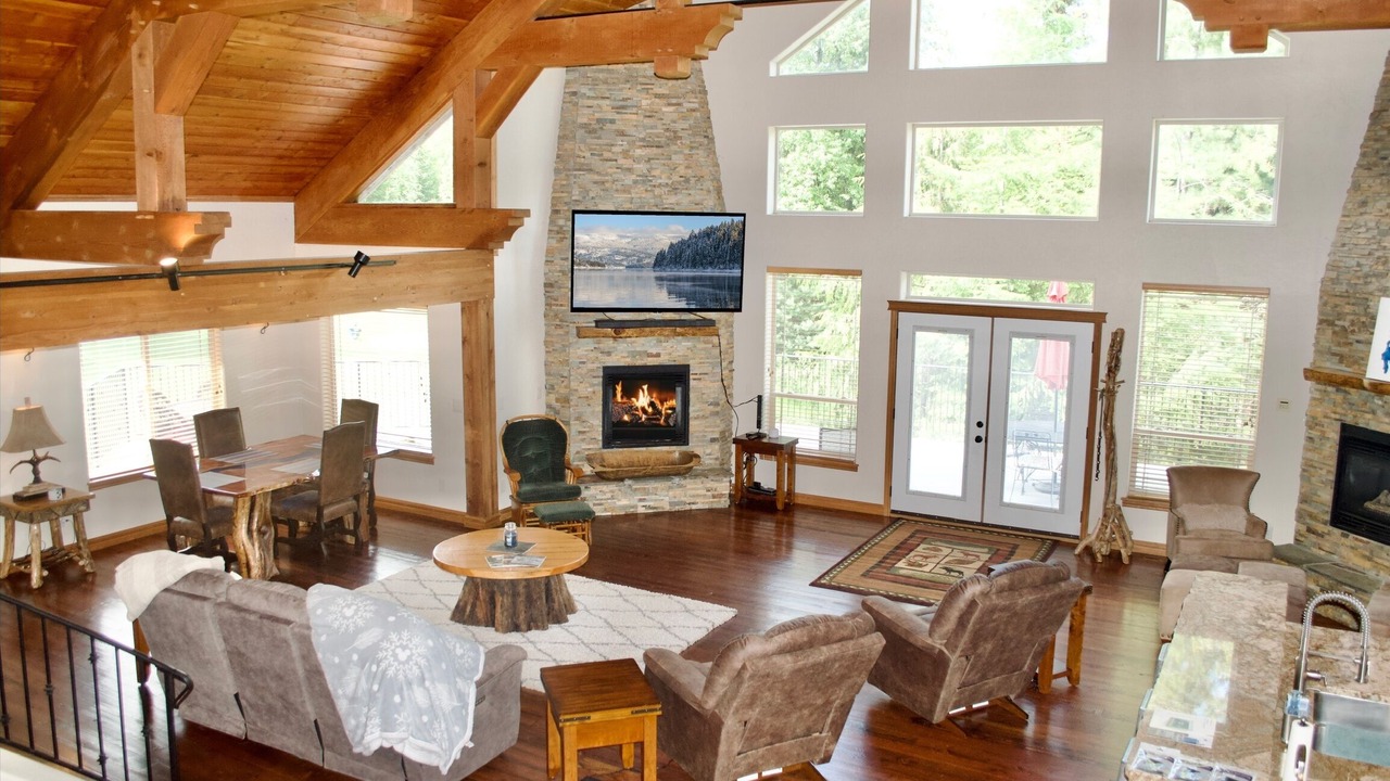 Photo of Livingroom in Priest River