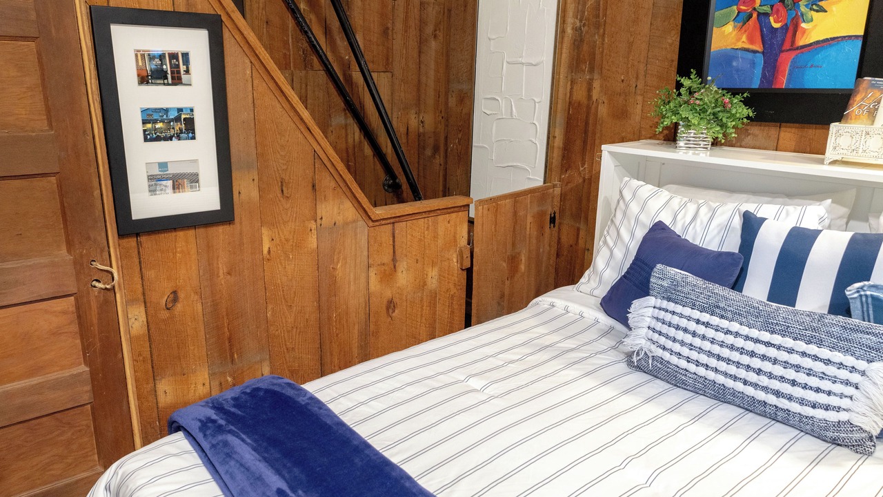 Photo of Bedroom in Washington