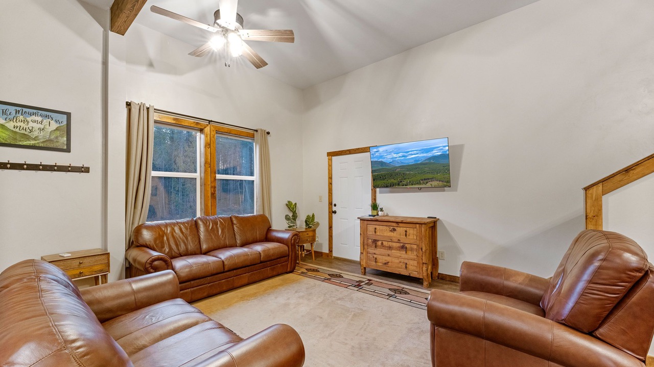 Photo of Livingroom in Columbia Falls