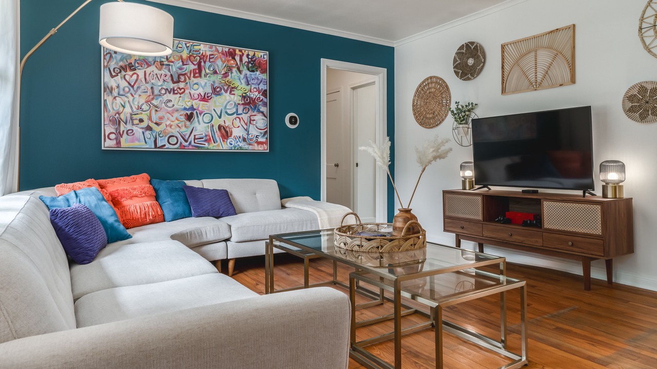 Photo of Livingroom in Allandale